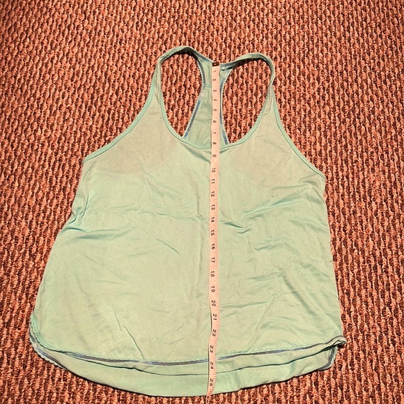 Lululemon tank - Picture 2 of 3